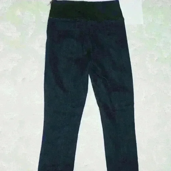 NWOT GUESS PUSH UP LEGGINGS - Picture 1 of 5